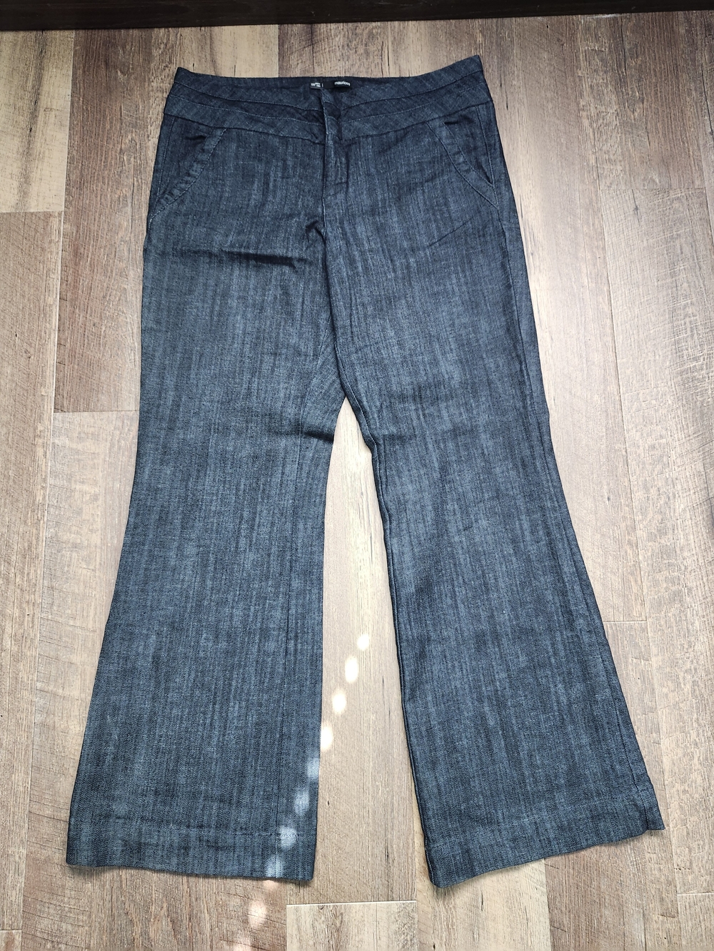 Mammut Women's Charcoal Wide-Leg Jeans